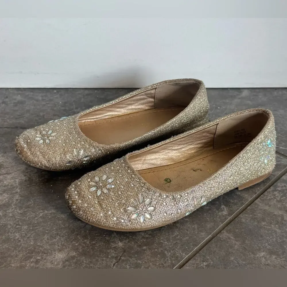 Youth Girls 13 Dream Pairs Gold Glitter Flats with Floral Embellishments